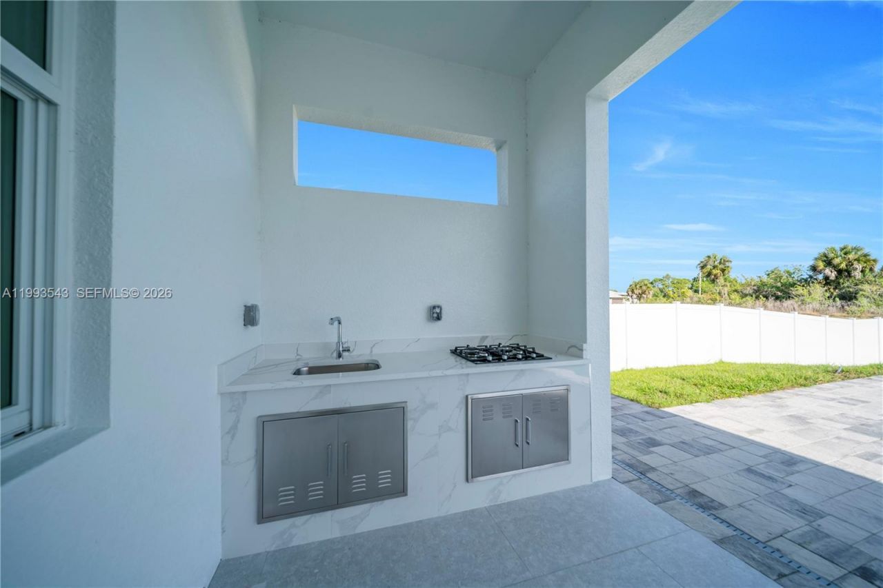 4100 15th St SW , Lehigh Acres, FL 33976 Photo