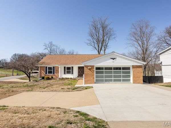 1011 Belleville Street , Lebanon, IL 62254