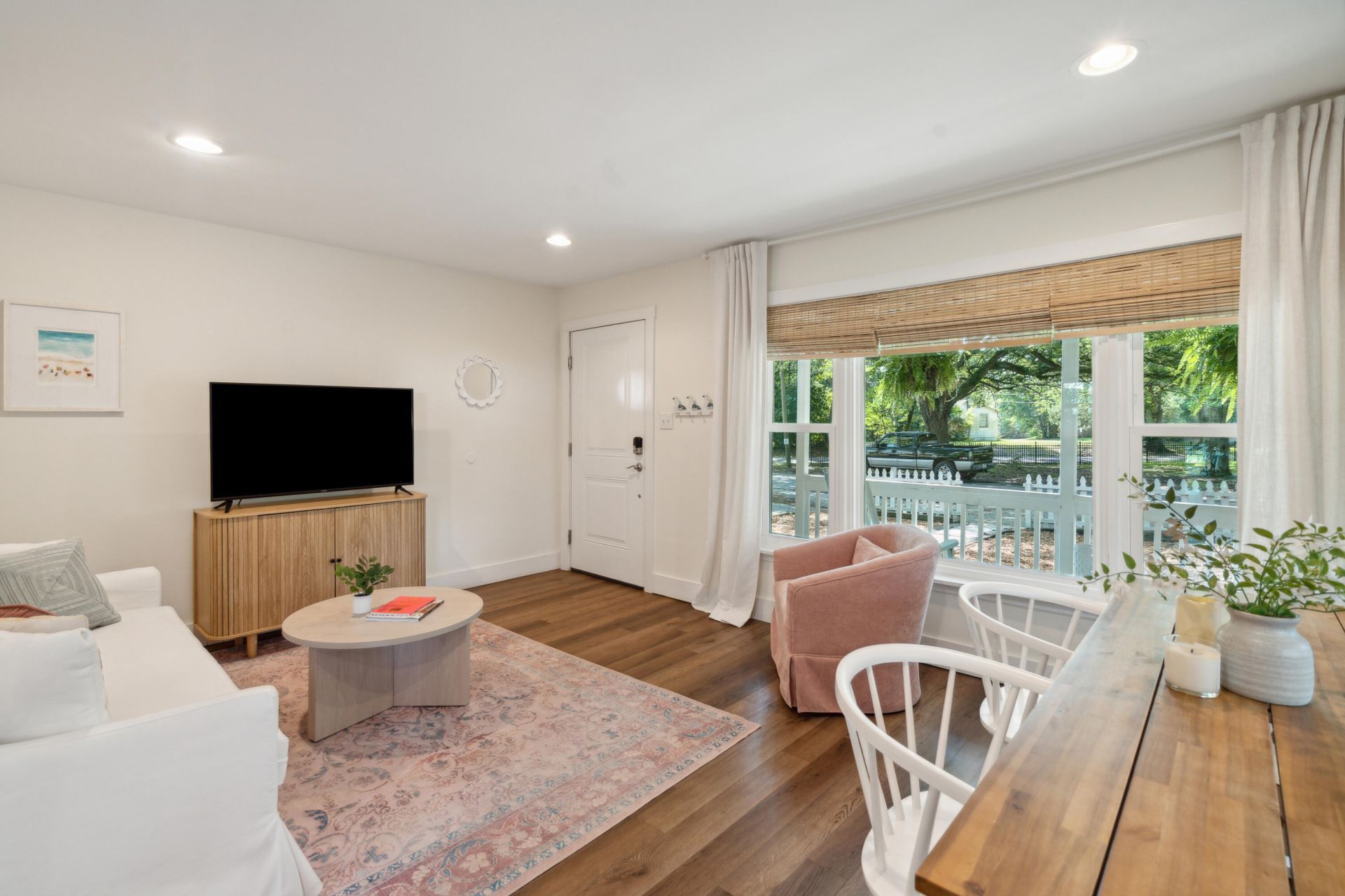 4419 Lambert Street Photo 12