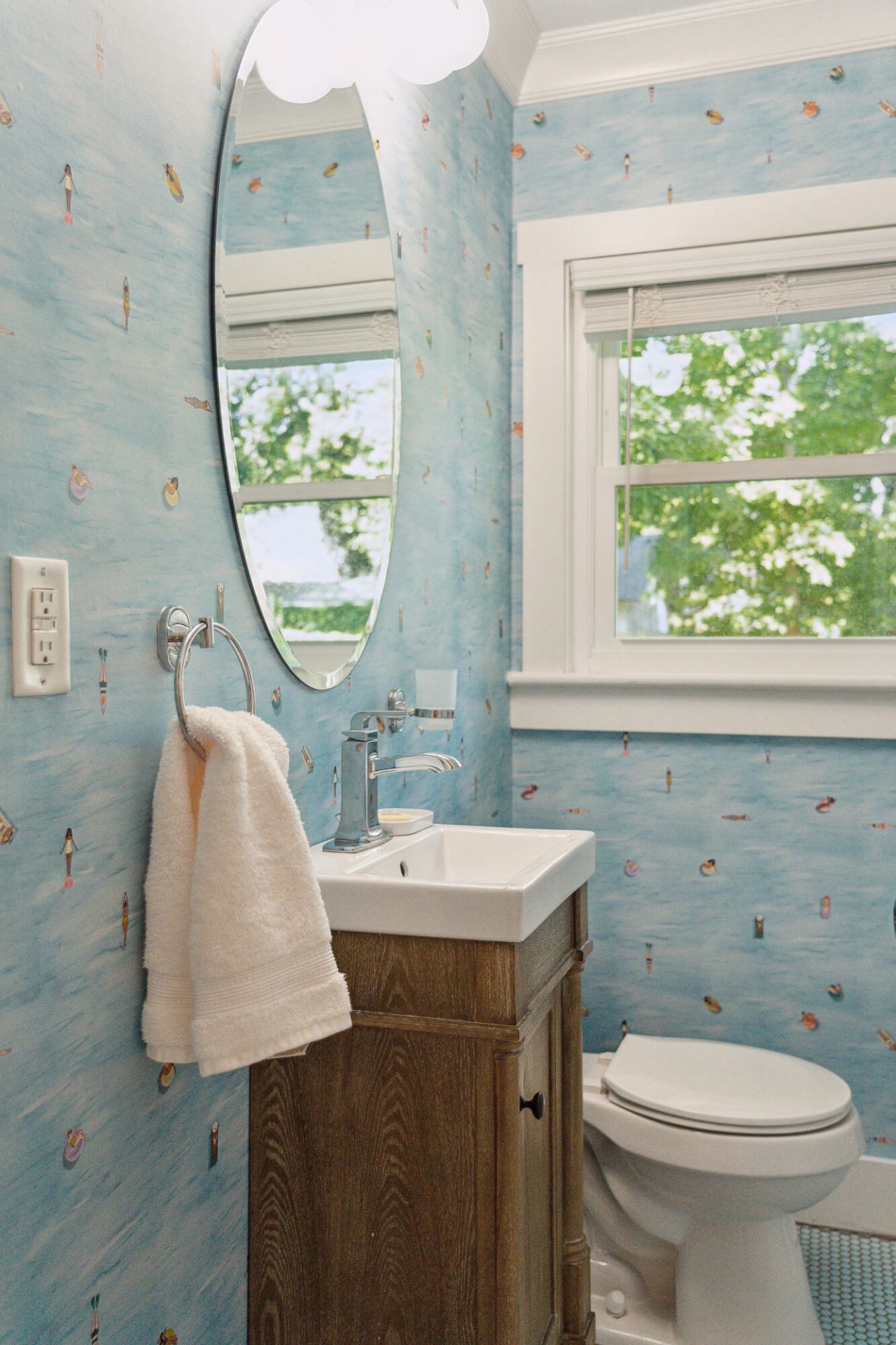 4419 Lambert Street Photo 36