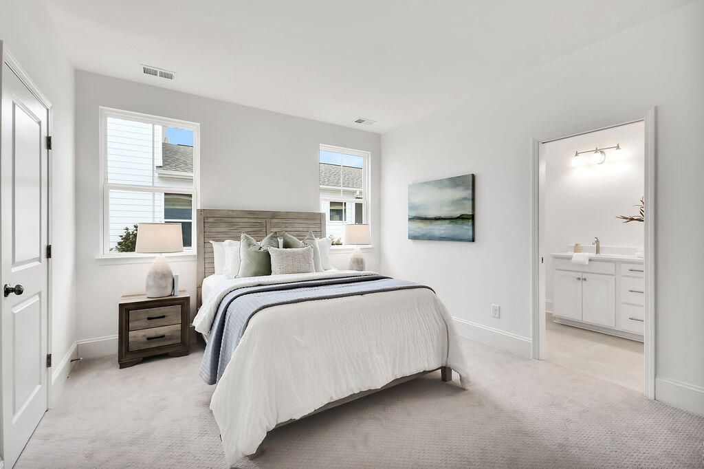 785 Blueway Avenue Photo 16