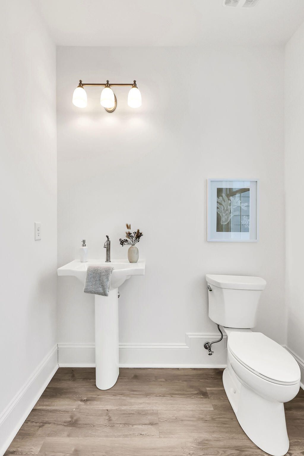 785 Blueway Avenue Photo 20