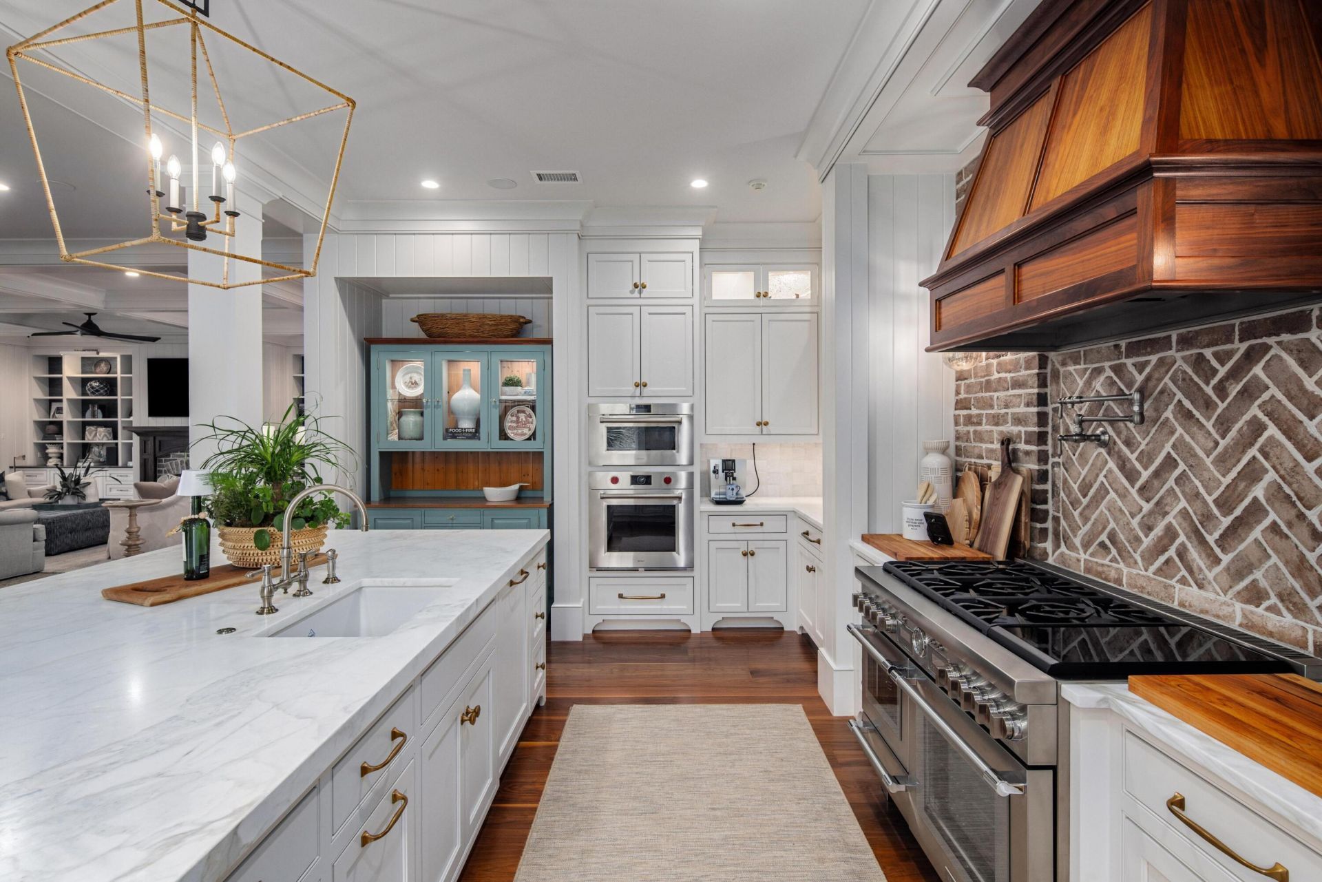 2406 Palm Boulevard Photo 13