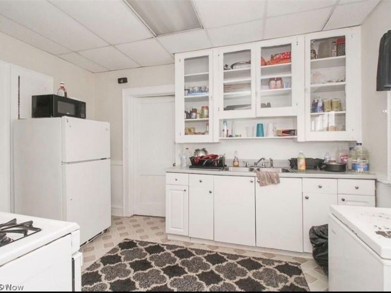 4005 E 144th Street, Cleveland, OH 44128 Photo 2