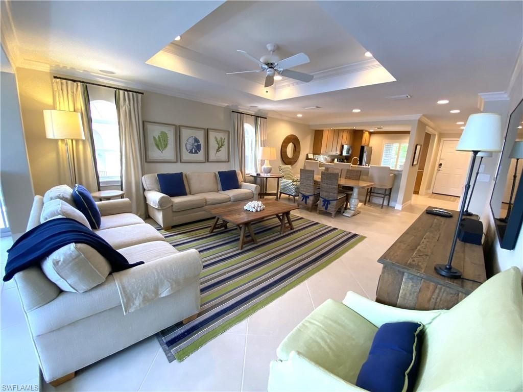 9101 Vanderbilt Dr, Unit 304, Naples, FL 34108 Photo