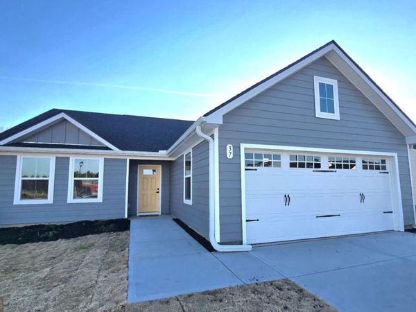 37 Summer Club Boulevard NW, Rome, GA 30165