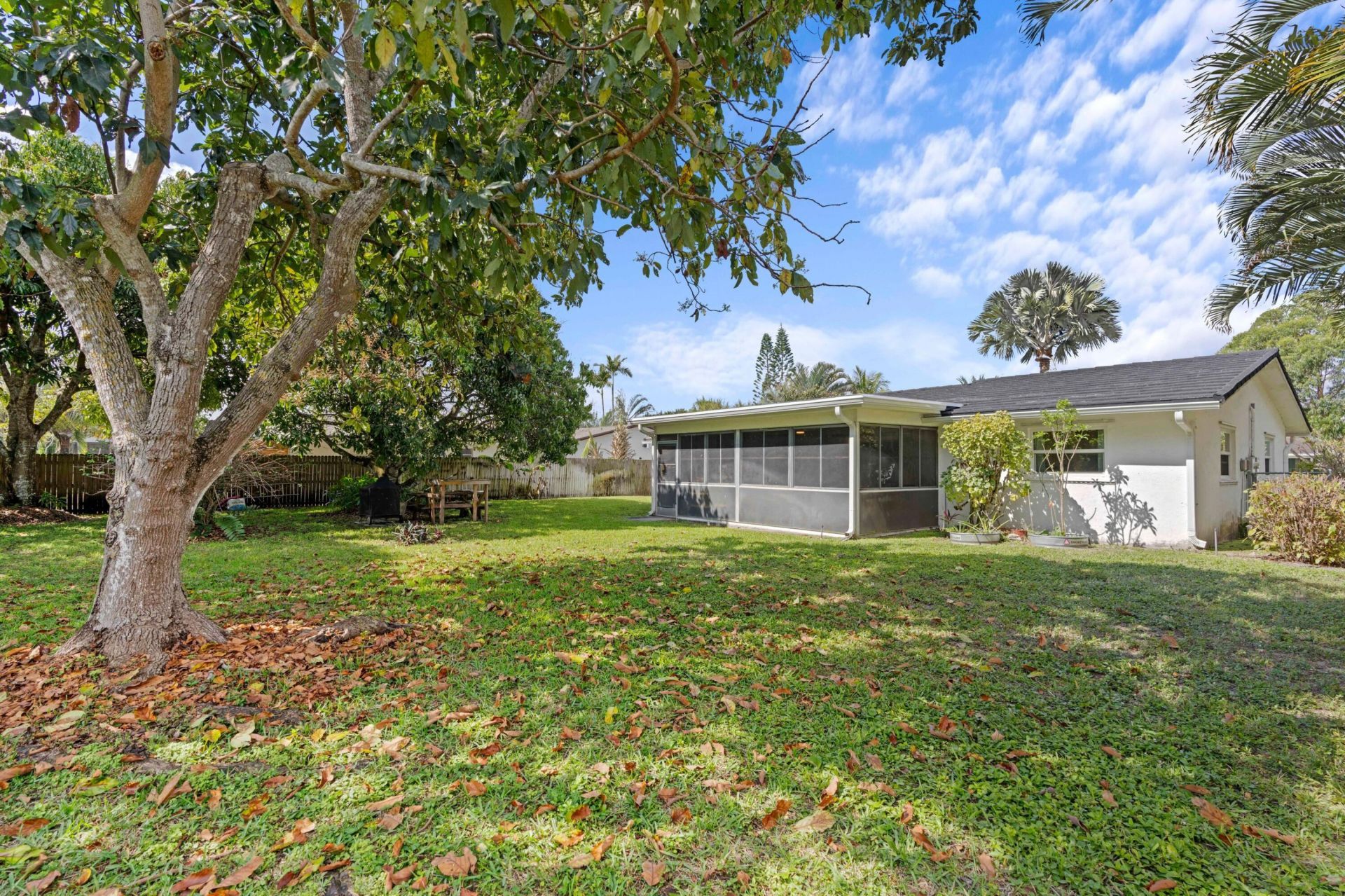 324 Sandpiper Avenue, Royal Palm Beach, FL 33411 Photo