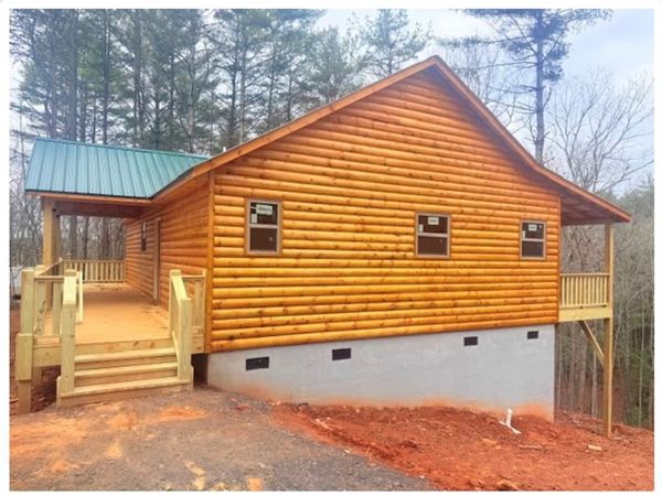 94 Noelles Pass, Murphy, NC 28906