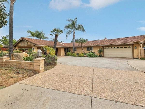 1943 Brookhurst Drive, El Cajon, CA 92019