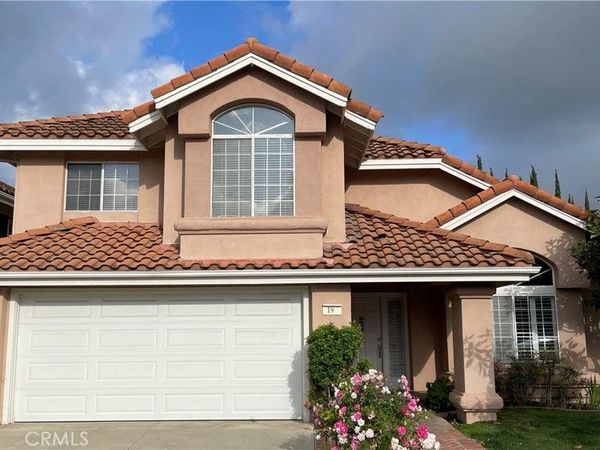 19 Lorenzo, Irvine, CA 92614