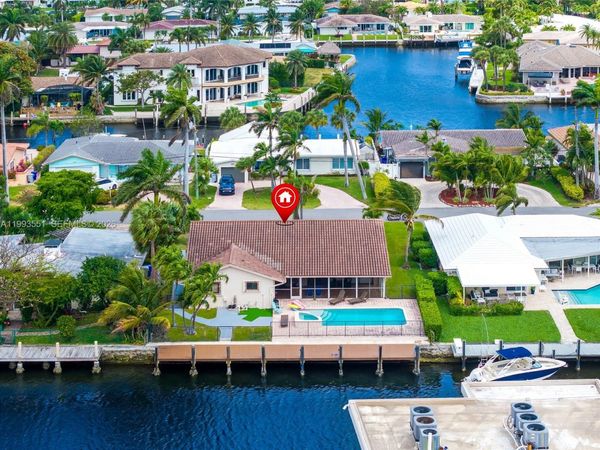 2752 NE 3rd St , Pompano Beach, FL 33062