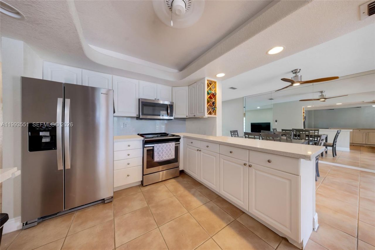 2752 NE 3rd St , Pompano Beach, FL 33062 Photo