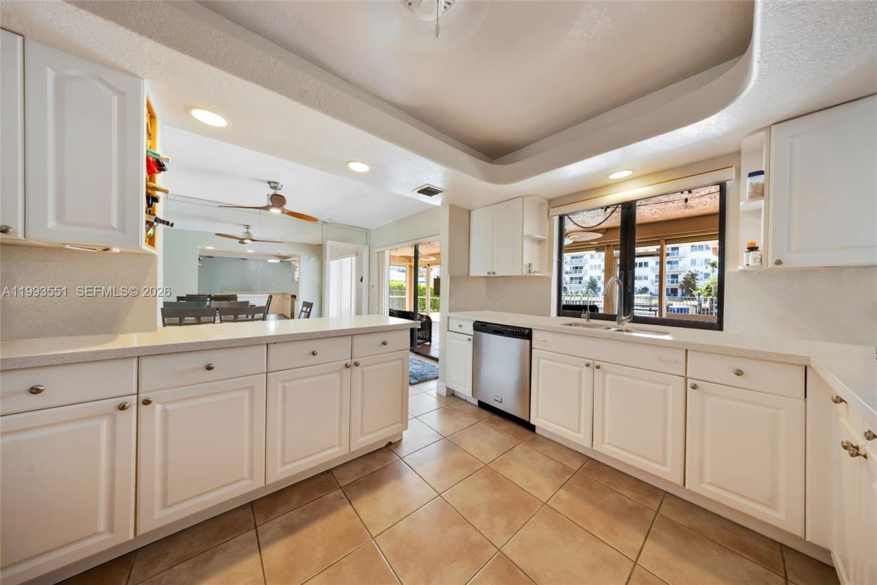 2752 NE 3rd St , Pompano Beach, FL 33062 Photo