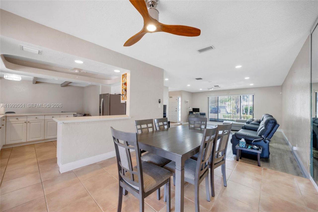 2752 NE 3rd St , Pompano Beach, FL 33062 Photo