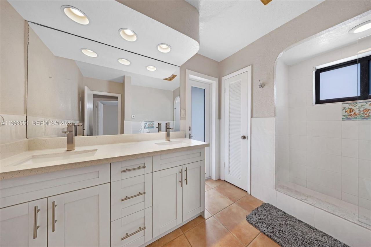 2752 NE 3rd St , Pompano Beach, FL 33062 Photo