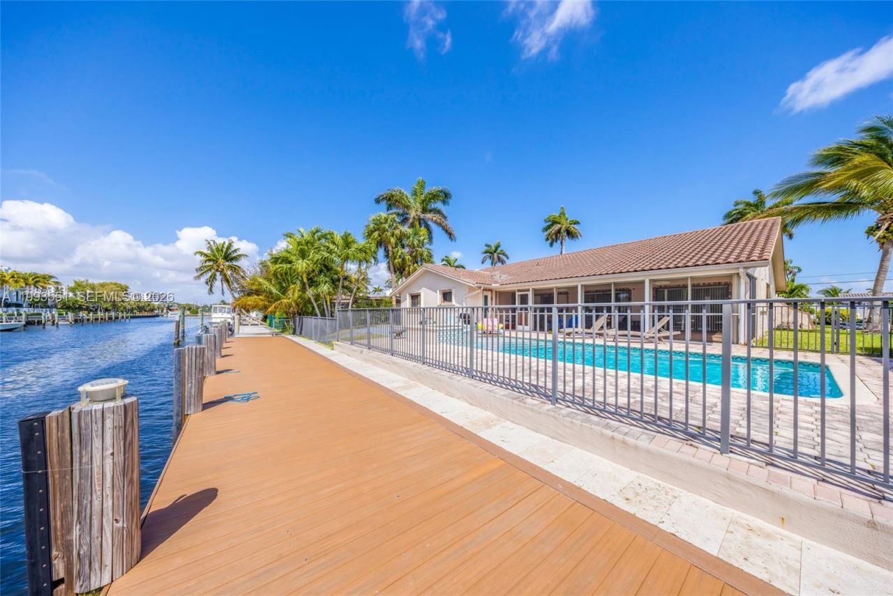 2752 NE 3rd St , Pompano Beach, FL 33062 Photo