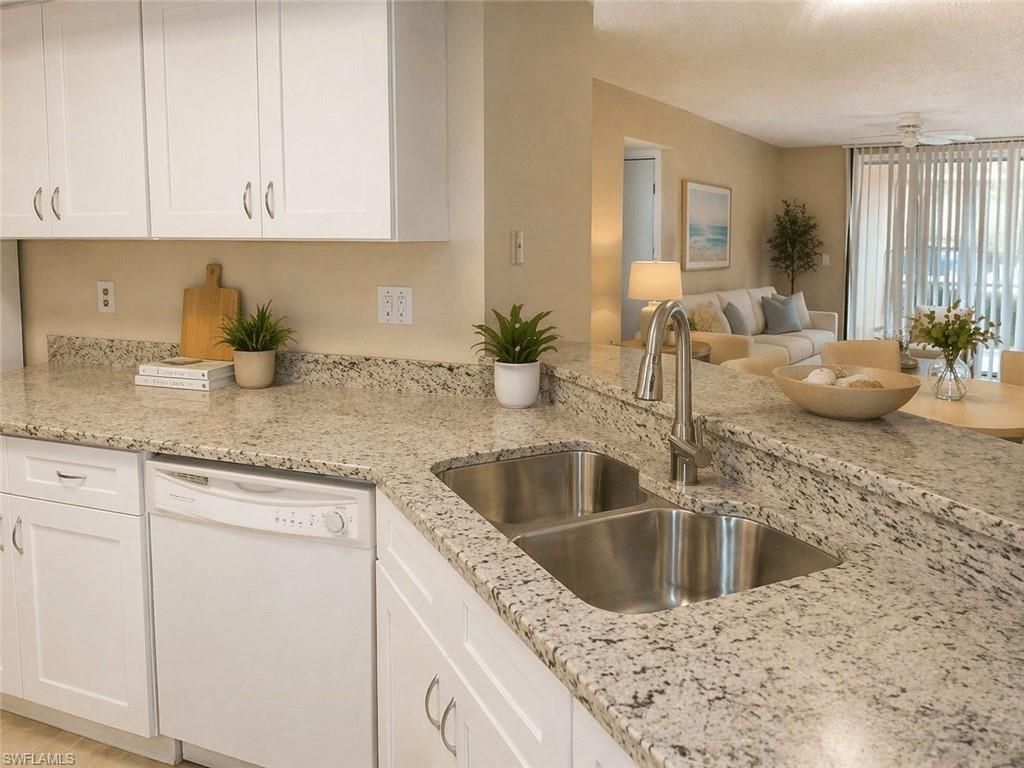 13621 Eagle Ridge Dr, Unit 1518, Fort Myers, FL 33912 Photo