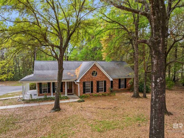 10140 Lakeview Road, Bay Minette, AL 36507