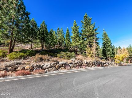 145 W Jeffrey Pine Road, Reno, NV 89511 Photo