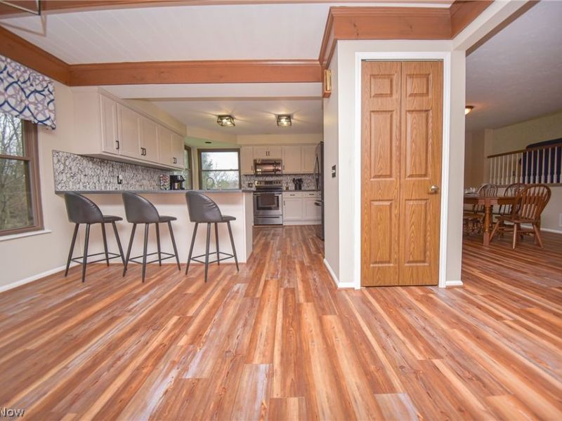 18086 Winchester Court, Strongsville, OH 44136 Photo 13