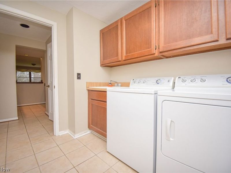 18086 Winchester Court, Strongsville, OH 44136 Photo 19