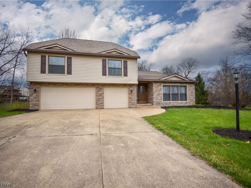 18086 Winchester Court, Strongsville, OH 44136 Photo 46