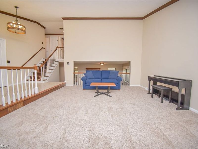 18086 Winchester Court, Strongsville, OH 44136 Photo 5