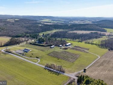 596 HARMAN ROAD , HALIFAX, PA 17032