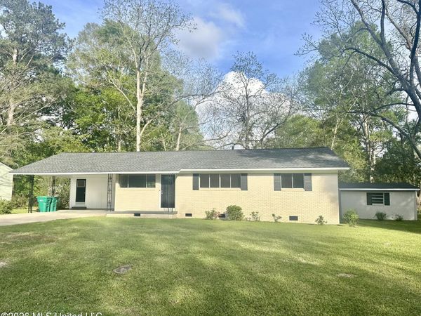 1009 S Jackson Street, Brookhaven, MS 39601