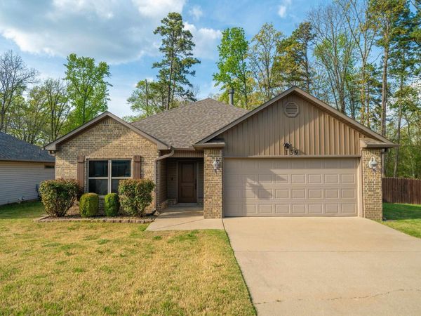 139 Eel Place, Hot Springs, AR 71913