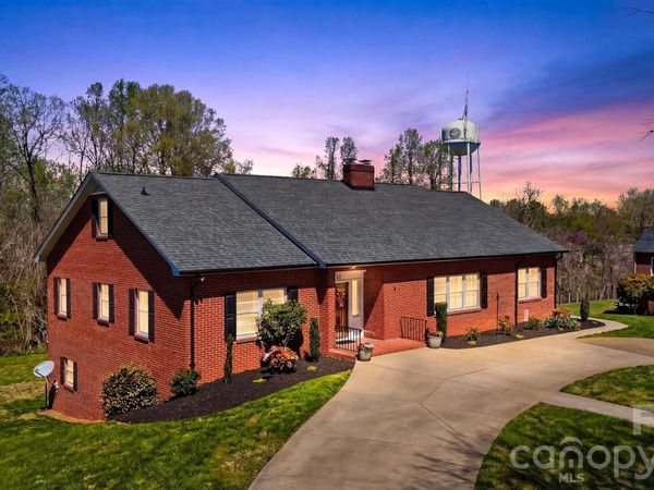 32 Falls Avenue, Granite Falls, NC 28630