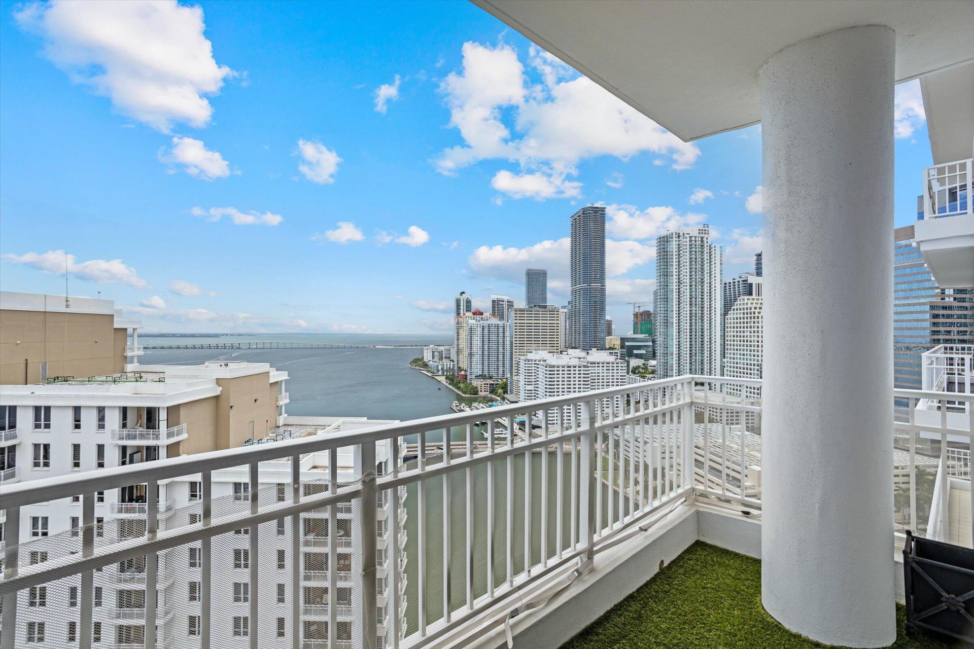 801 Brickell Key Boulevard, Unit 2805, Miami, FL 33131 Photo