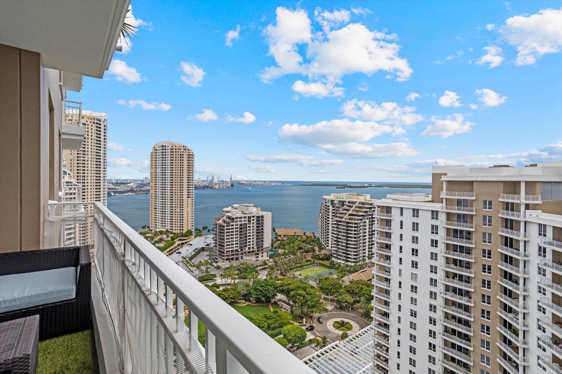 801 Brickell Key Boulevard, Unit 2805, Miami, FL 33131 Photo