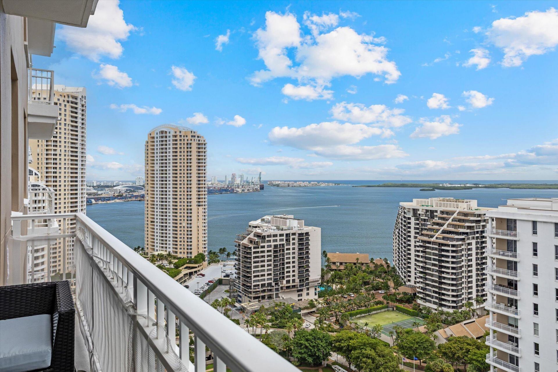 801 Brickell Key Boulevard, Unit 2805, Miami, FL 33131 Photo