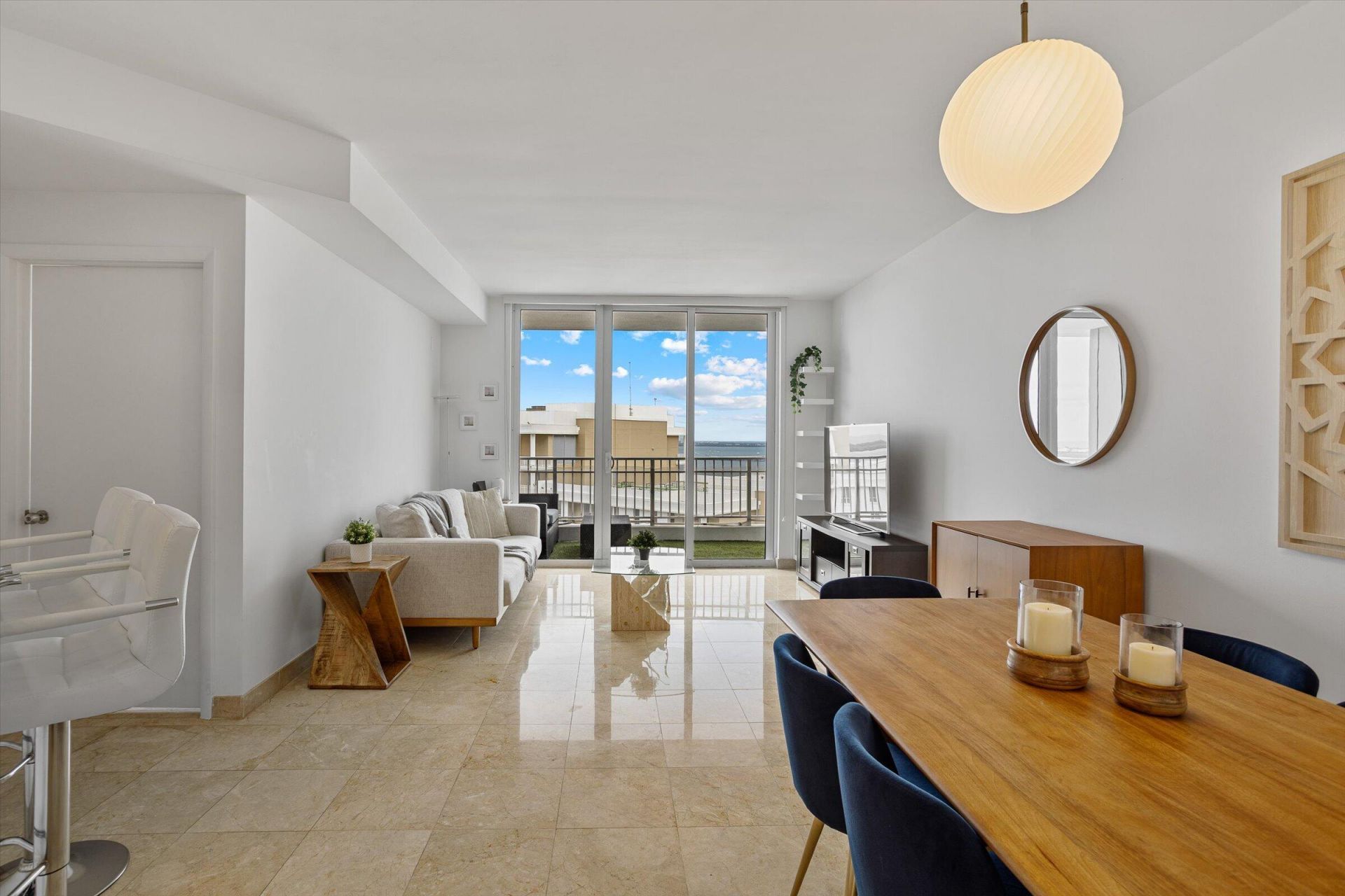 801 Brickell Key Boulevard, Unit 2805, Miami, FL 33131 Photo