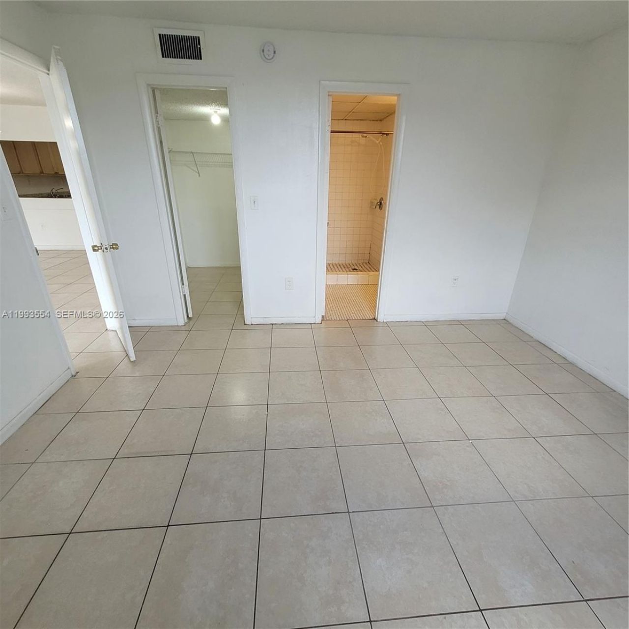 10090 NW 80th Ct, Unit 1202, Hialeah Gardens, FL 33016 Photo