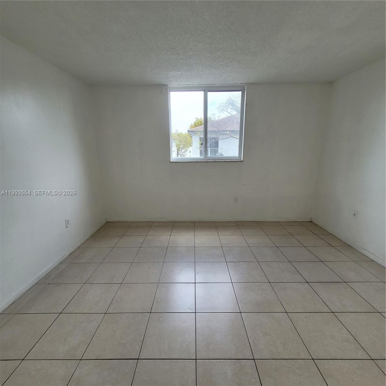 10090 NW 80th Ct, Unit 1202, Hialeah Gardens, FL 33016 Photo