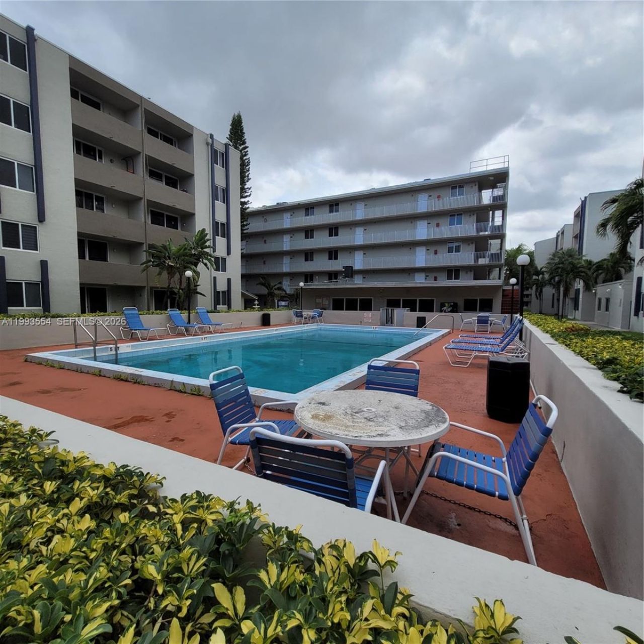 10090 NW 80th Ct, Unit 1202, Hialeah Gardens, FL 33016 Photo