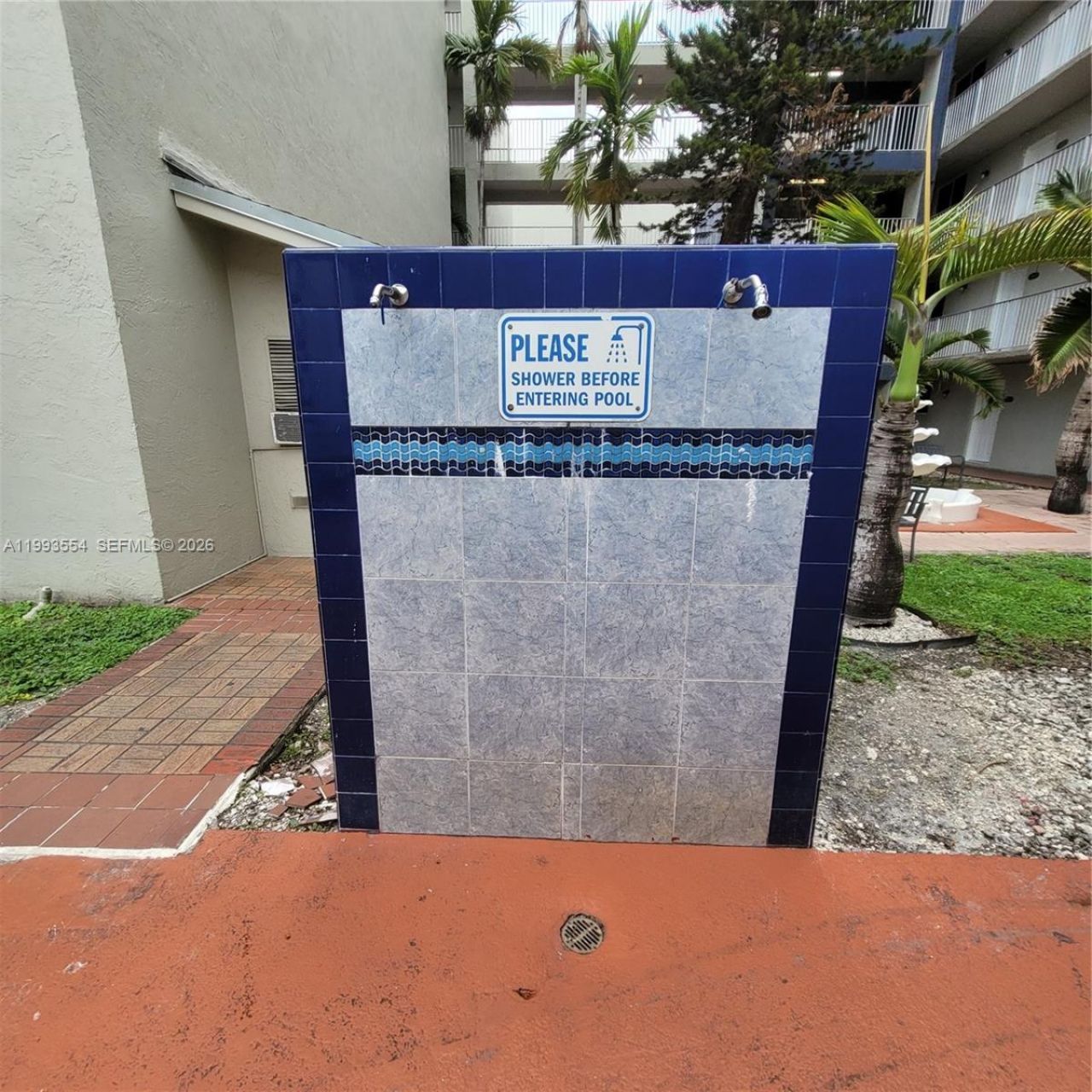 10090 NW 80th Ct, Unit 1202, Hialeah Gardens, FL 33016 Photo