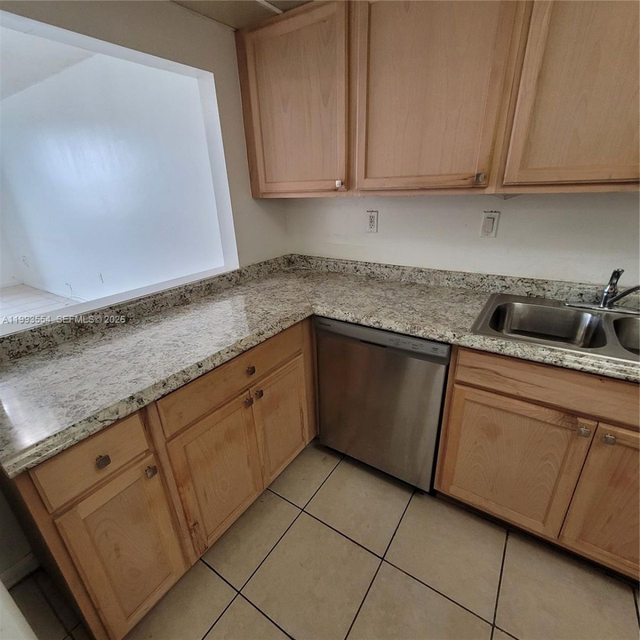 10090 NW 80th Ct, Unit 1202, Hialeah Gardens, FL 33016 Photo