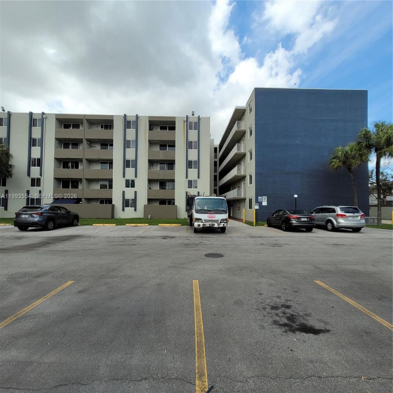10090 NW 80th Ct , Unit 1202, Hialeah Gardens, FL 33016 Photo