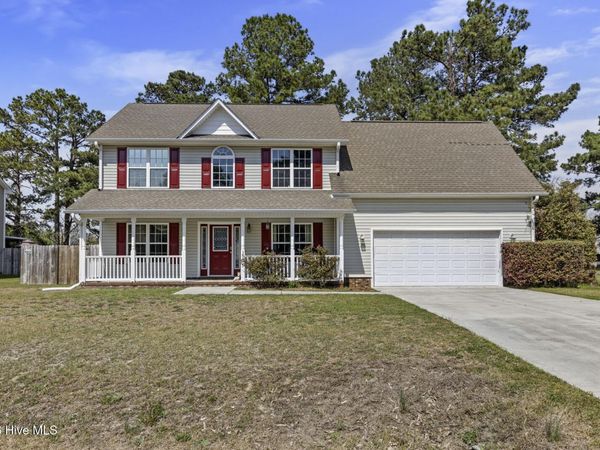 303 Kojack Court , Richlands, NC 28574