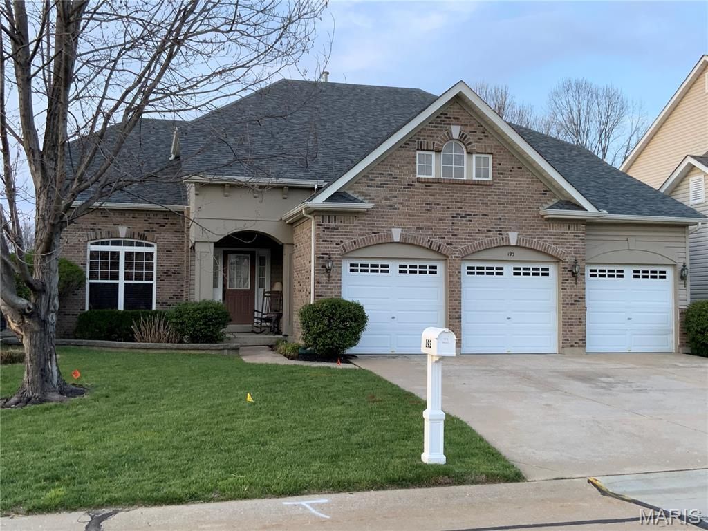 193 Berry Manor Circle, Saint Peters, MO 63376 Main Photo