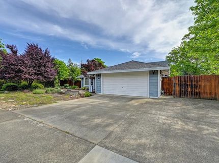 430 Flower Dr, Folsom, CA 95630 Photo