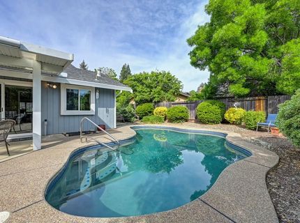 430 Flower Dr, Folsom, CA 95630 Photo