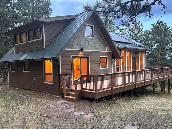 195 Rockledge Cir, Lyons, CO 80540