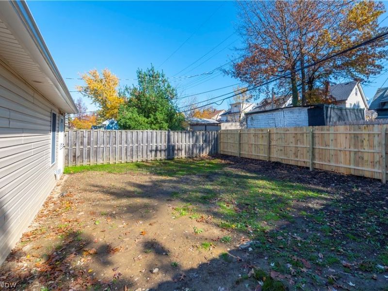 924 Greyton, Cleveland Heights, OH 44112 Photo 22