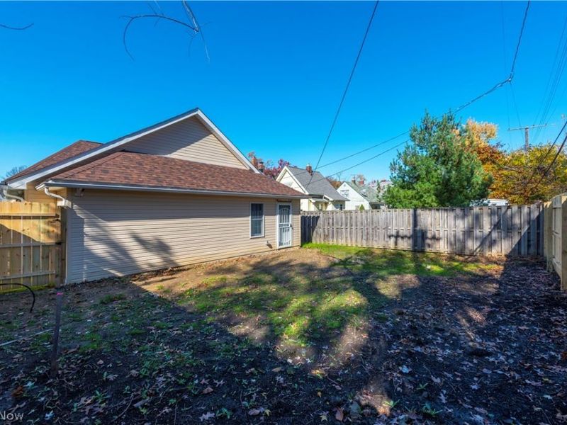 924 Greyton, Cleveland Heights, OH 44112 Photo 23