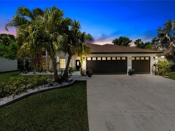 3921 ROSWELL PLACE , LAND O LAKES, FL 34639