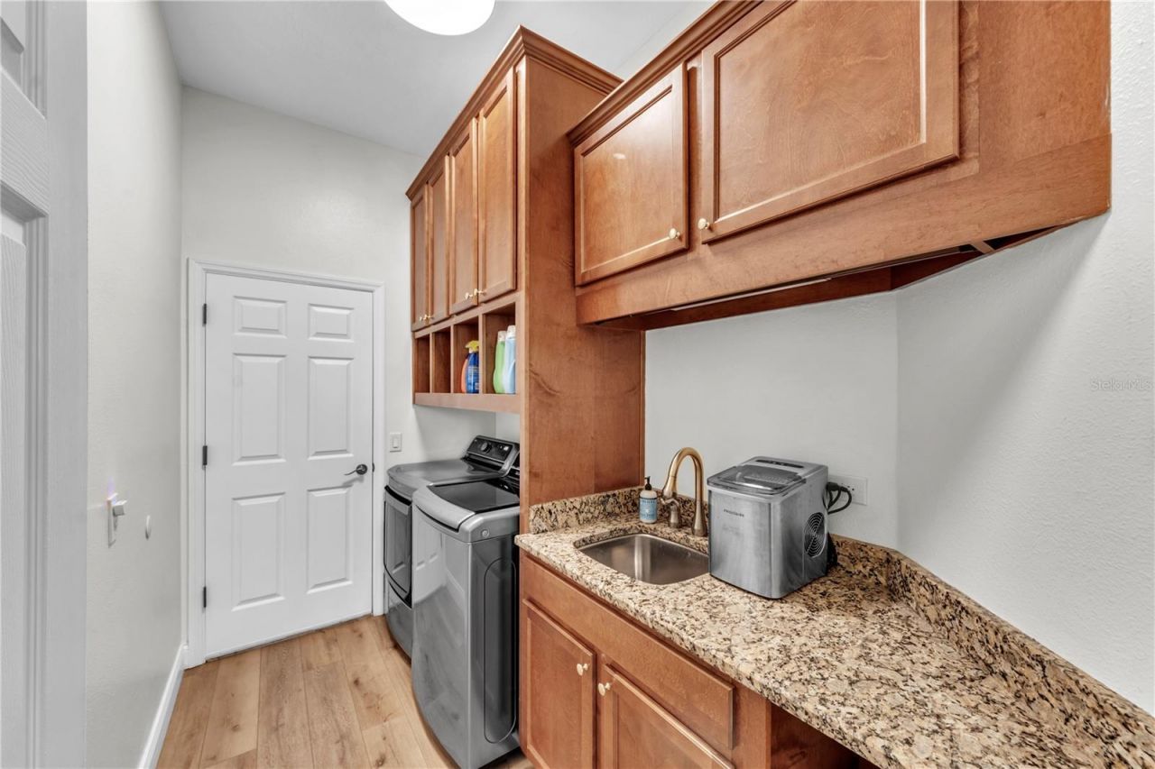 3921 Roswell Place , Land O Lakes, FL 34639 Photo